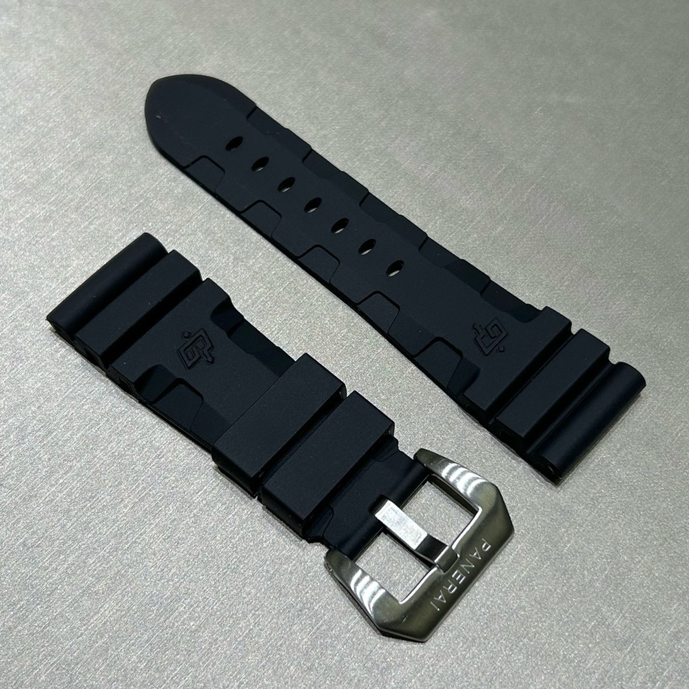 Panerai Rubber Submersible Strap 24mm in BLACK W/  BLACK logo